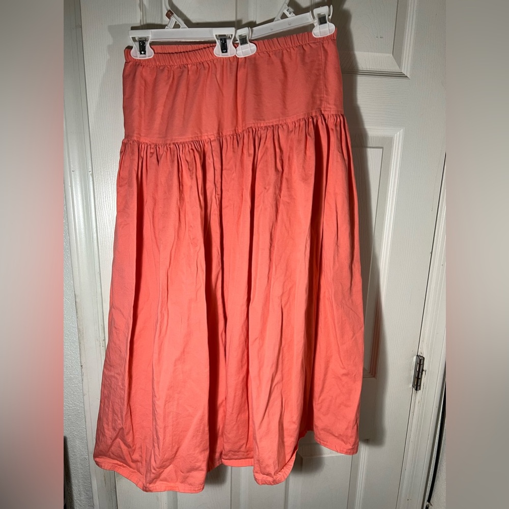 This skirt has a very vibrant color.